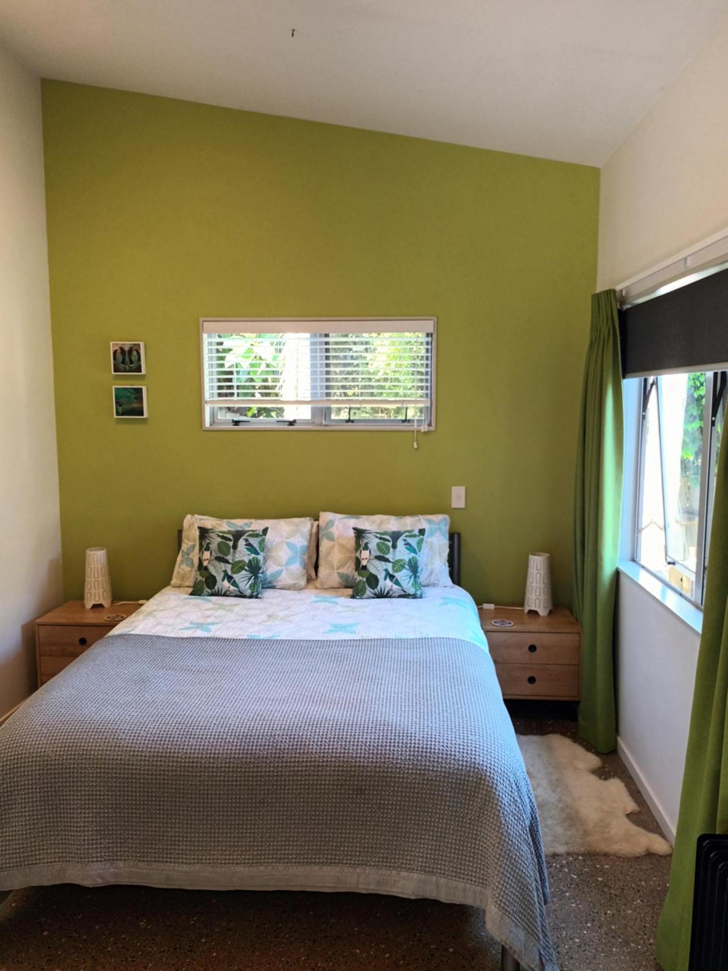 Island Breeze Apartment Oneroa Exterior photo